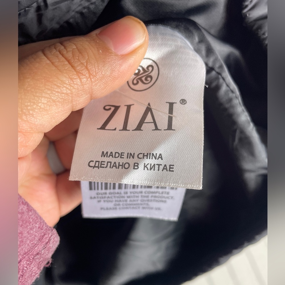 ZIAI Black Quilted Belted Jacket Snap Front Lightweight Coat Euro 42 - Picture 7 of 10